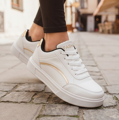 Stella — Platform Sneaker with Metallic Accents
