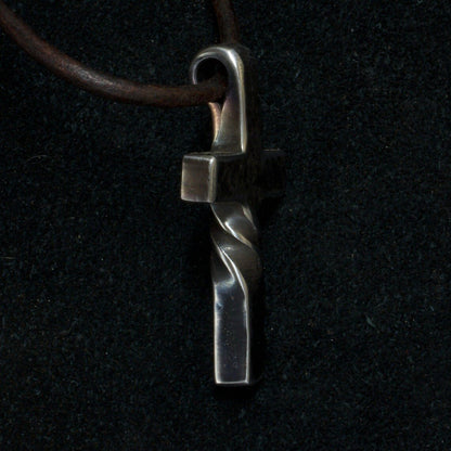DivineTwist – Hand Forged Cross