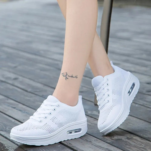 Orthopedic sneakers with air bubbles | Belevite