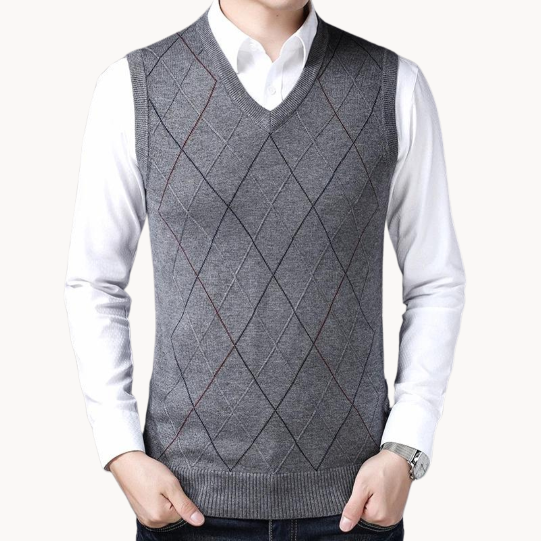 Jude Sweater Vest | Belevite