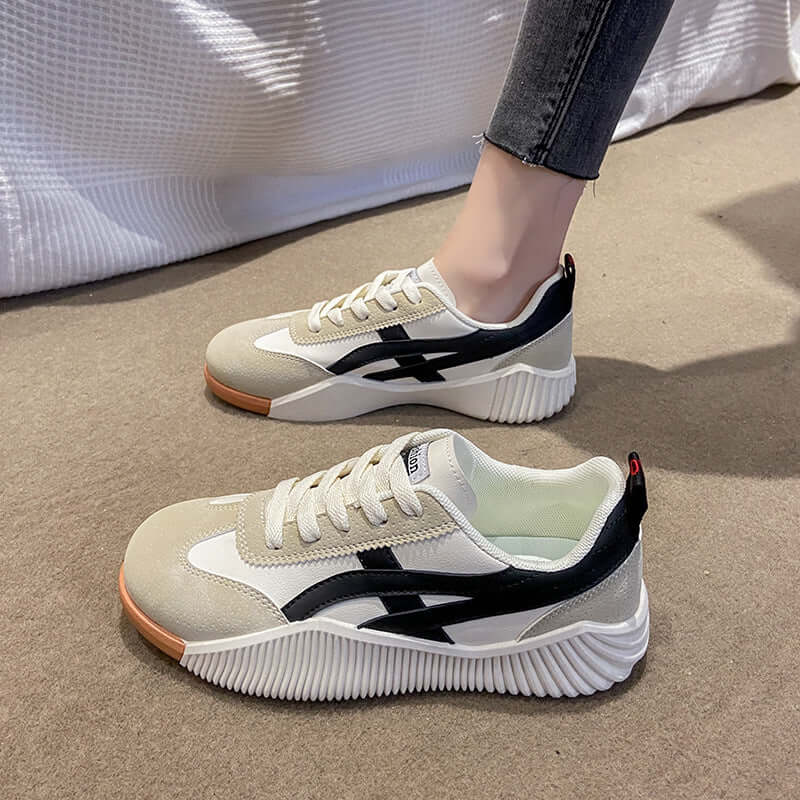 Andria Ultra comfortable sneakers | belevite