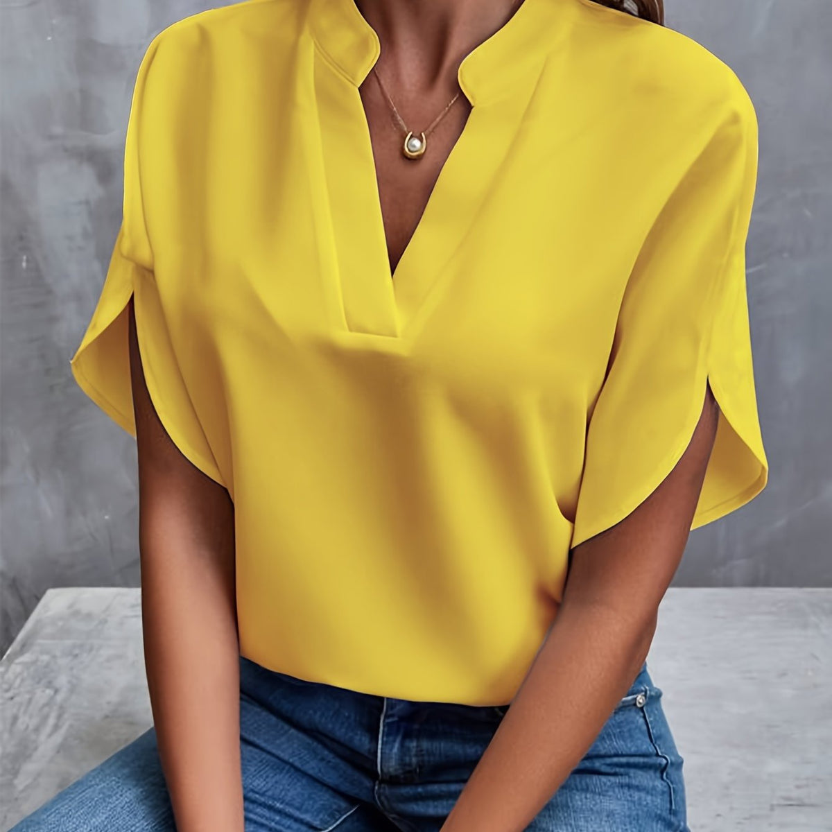 Blouse with wide sleeves Beth | belevite