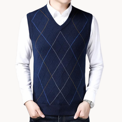 Jude Sweater Vest | Belevite